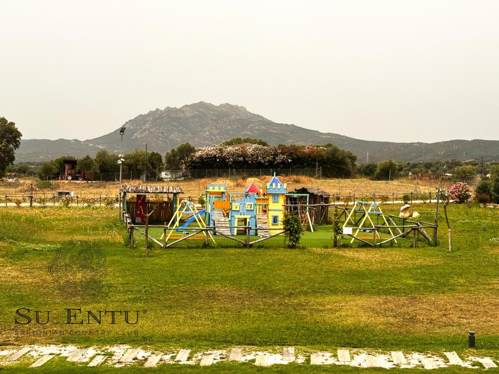 מלון אולביה Su Entu Sardinian Country Club מראה חיצוני תמונה